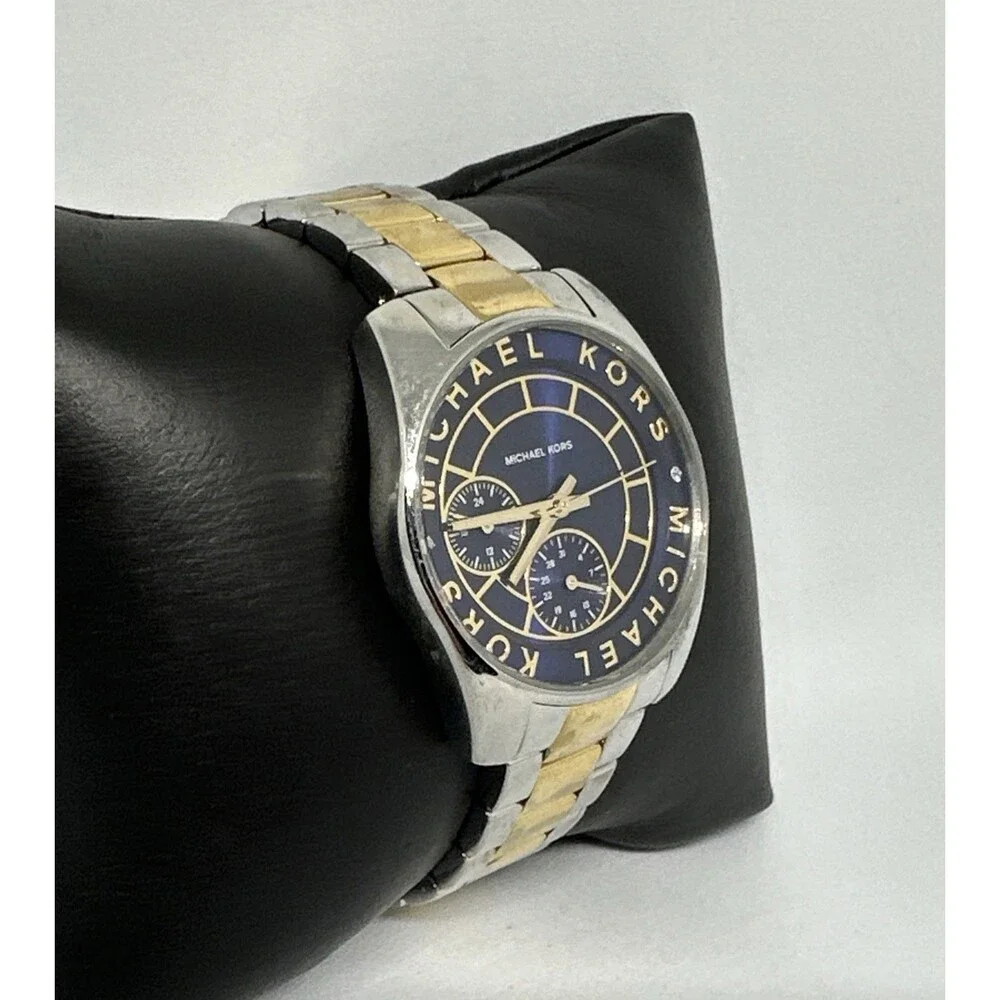 Michael Kors Ryland MK6195 Women's Two-Tone Stainless Steel Analog Watch HME623